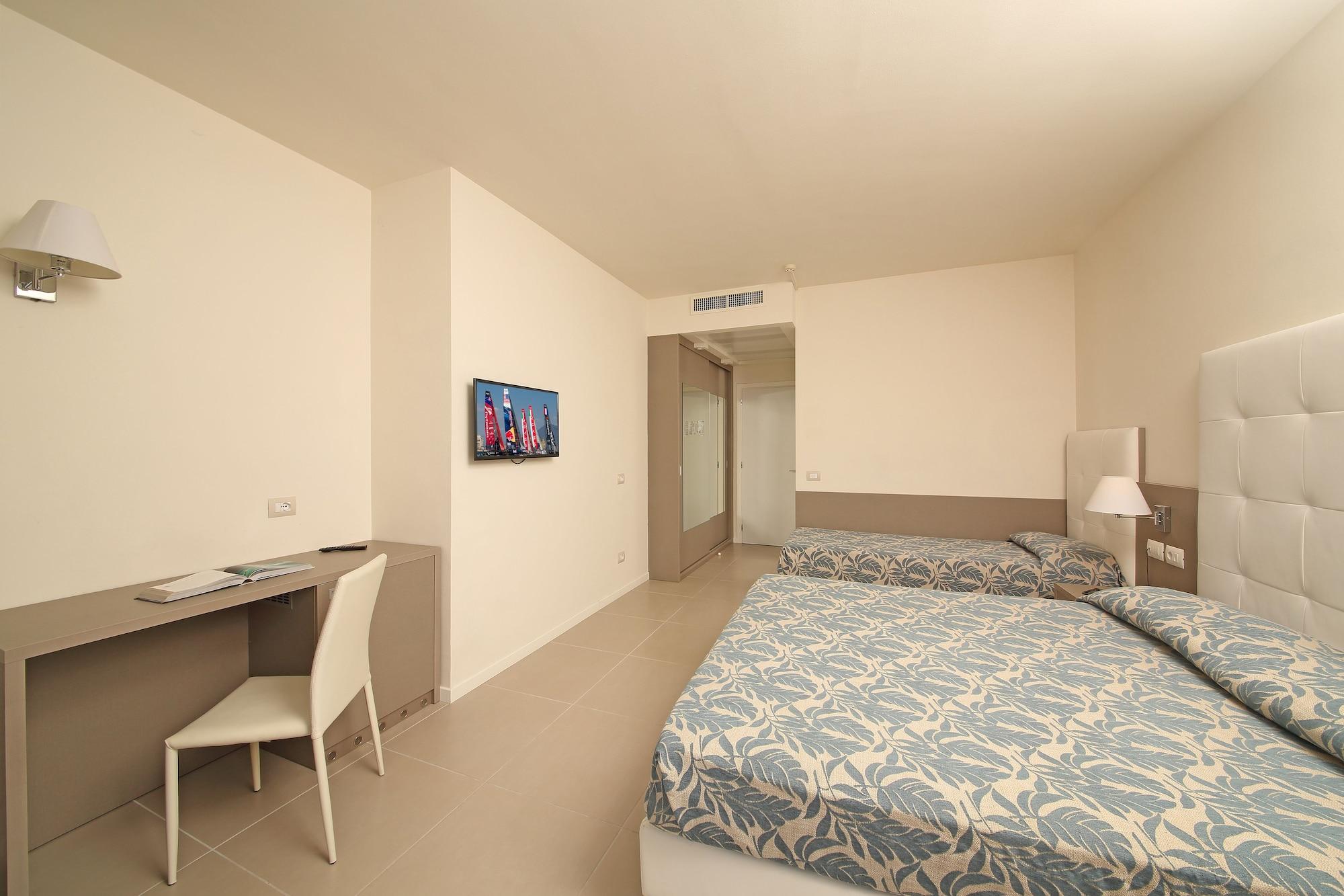 Hotel Residence Holiday Sirmione Exterior foto
